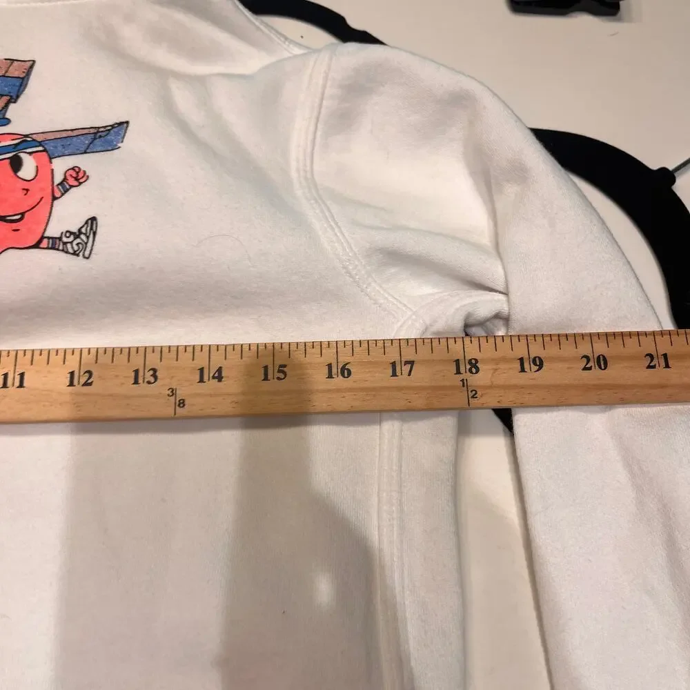 Nike Kid's NYC Running Apple White Pullover Hoodie Size Large